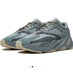 Yeezy Boost 700